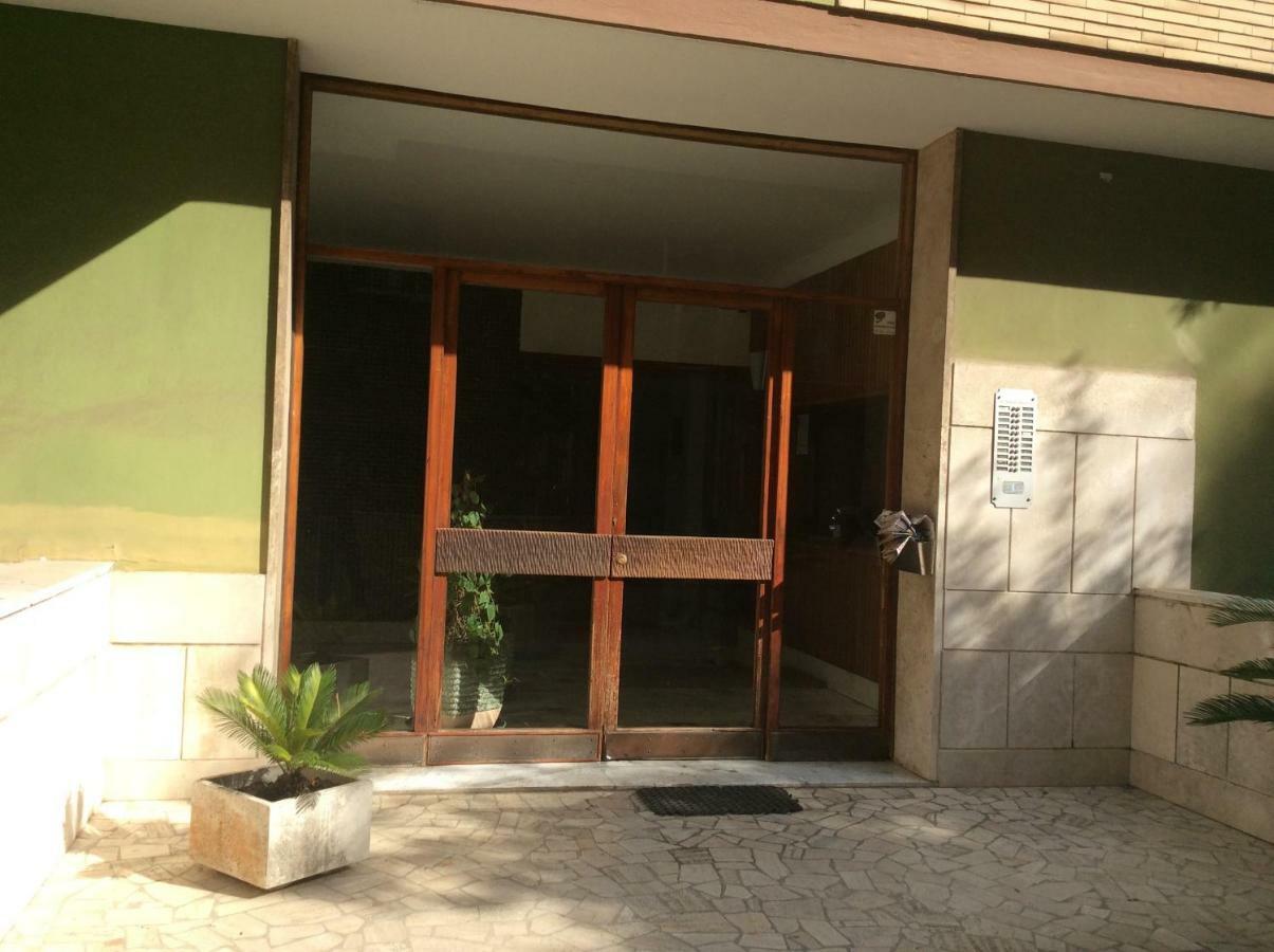 Ferienwohnung Casa Daniele Lido di Ostia Exterior foto